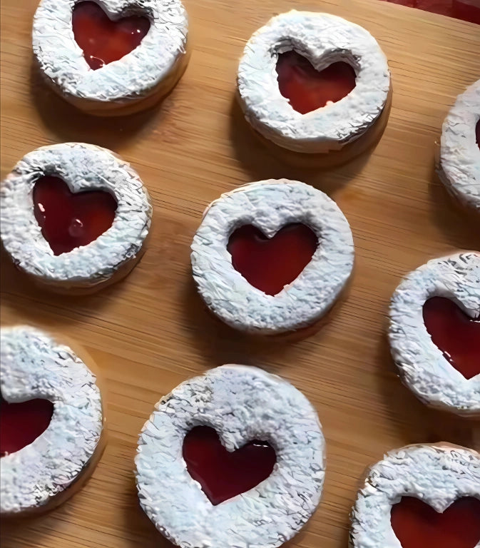 Butter cookies with jam