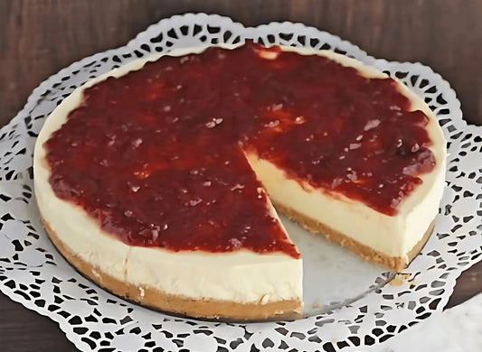 Tarta de queso con mermelada de frambuesa