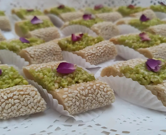 Delicia de almendra con corazón de pistachos